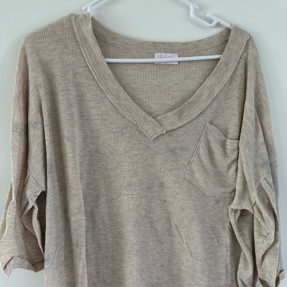 Pink Lily Vneck t-shirt